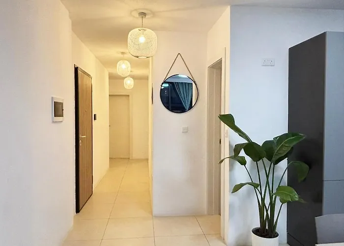 Апартаменты Paceville Glow 8