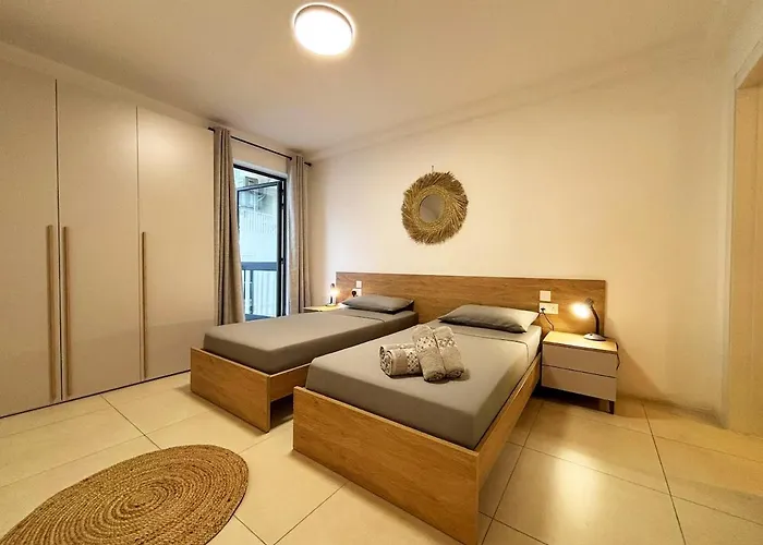 Paceville Glow Four Appartement San Ġiljan