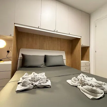 Paceville Glow Four Apartament